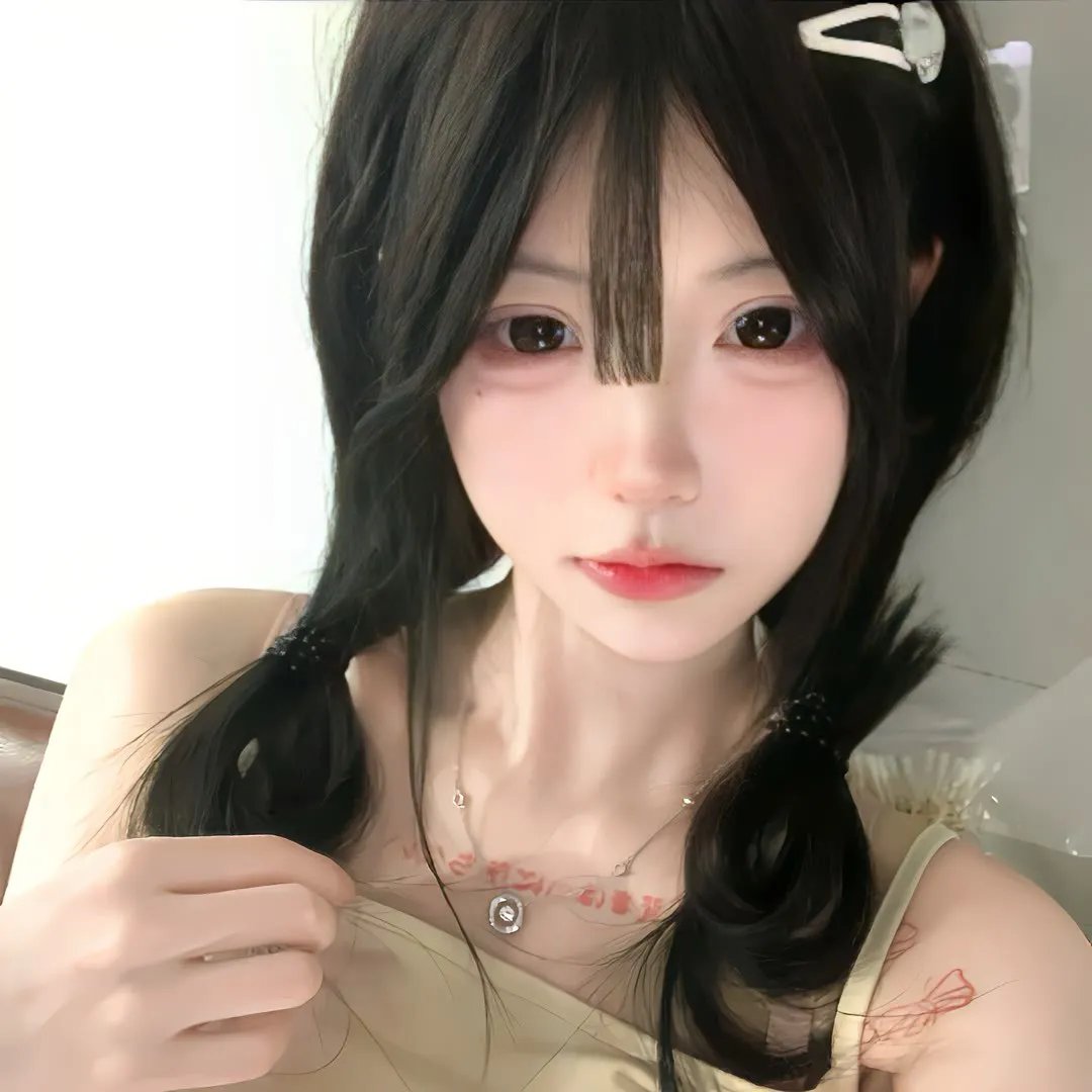 某影后之女夜店蹦迪，评论区两极分化，前后半年引热议